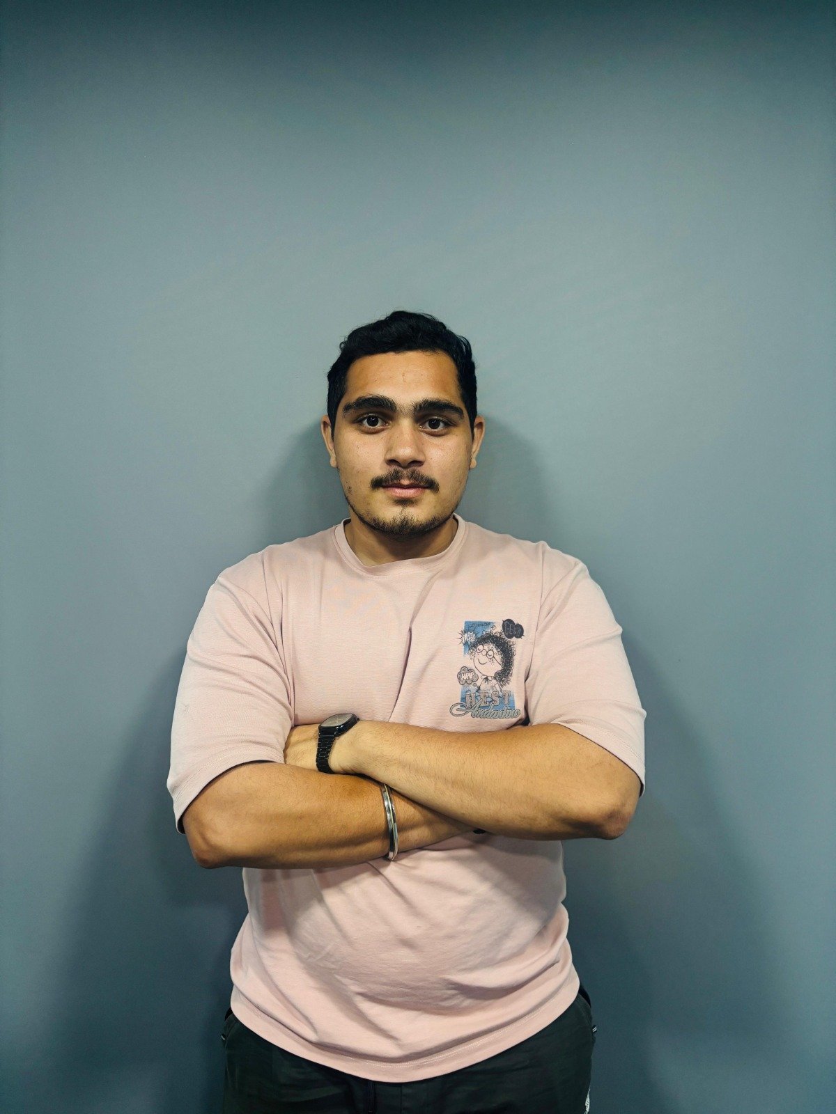 Viral Thakkar: The Creative Spark Lighting Up Social Media at Monkey Ads