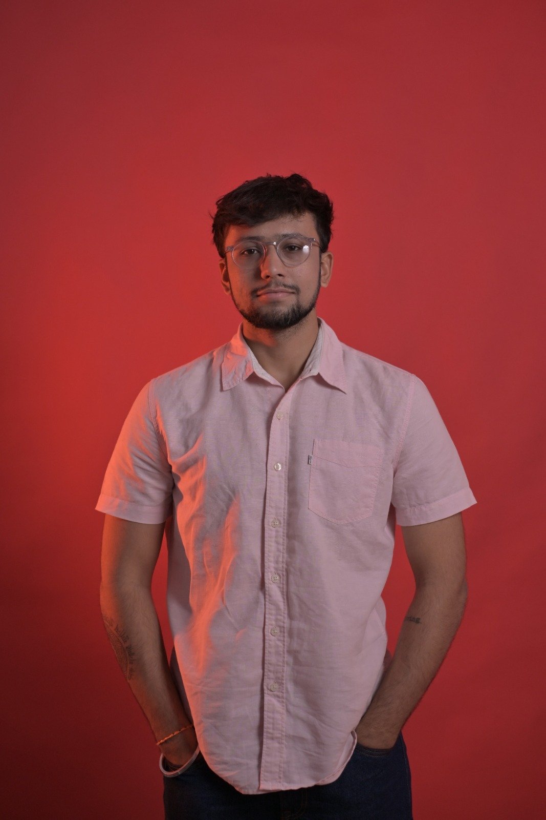 Meet Dev Bachkaniwala — The Account Manager Who Blends Strategy With Creative Chaos at Monkey Ads